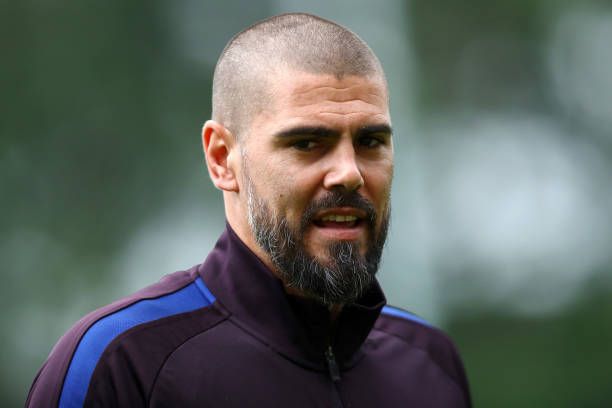 victor valdes.jpg